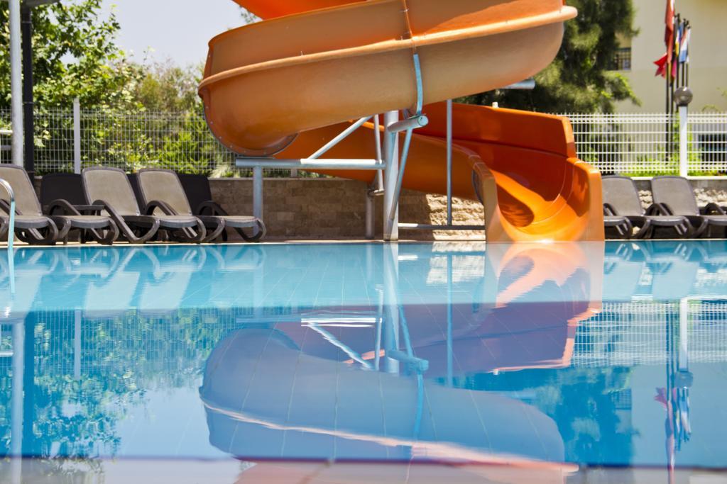 Holiday City Hotel (Adults Only) ซีเด ภายนอก รูปภาพ